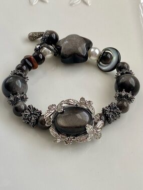 B171-Handmade Silver Obsidian And Sandalwood Moon And Star Stretchable Bracelet